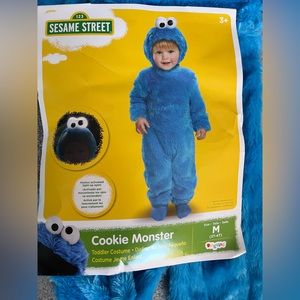 Never worn Cookie Monster costume 3T-4t